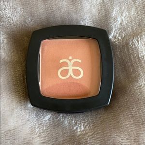 Arbonne blush